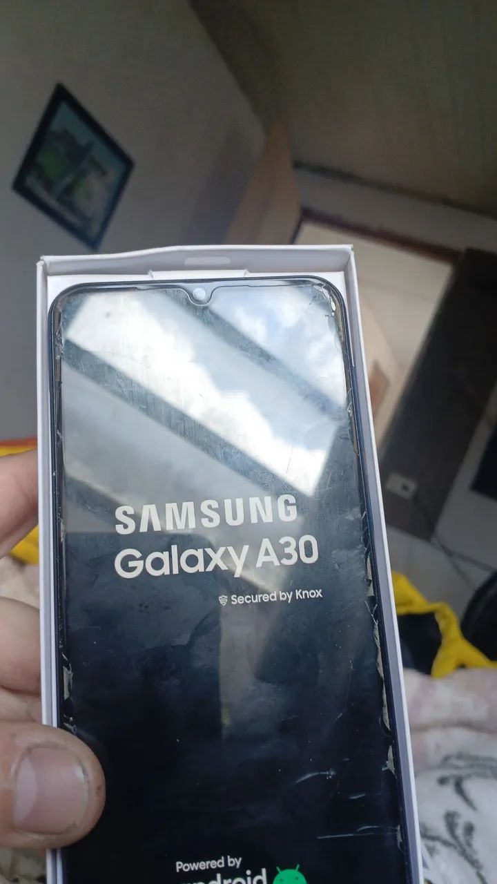 Celular samsung a30 - Foto 2
