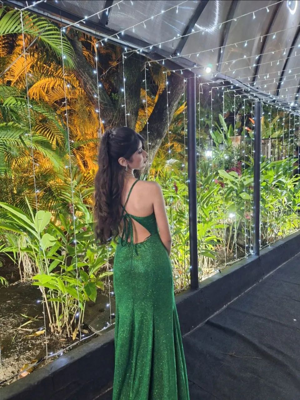 Vestido de festa verde com brilho - Foto 4