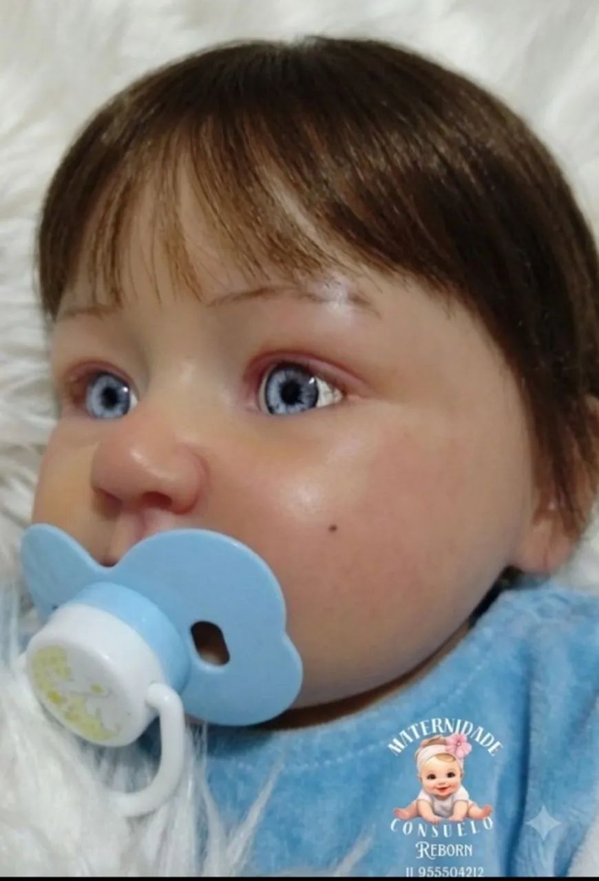 Bebê Reborn kit original com certificado  - Foto 4