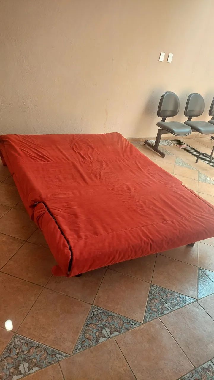 Sofá Cama Vermelho Club - Impecável - Foto 5