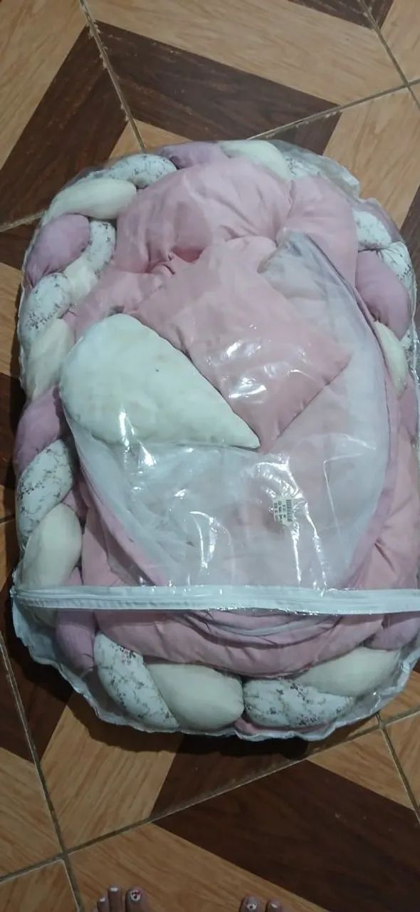 Vende-se ninho redutor de berço 