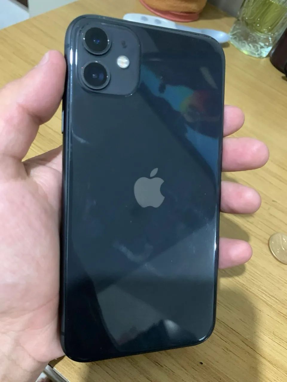 VENDO IPhone 11 preto 64gb todo original - Celulares e Smartphones