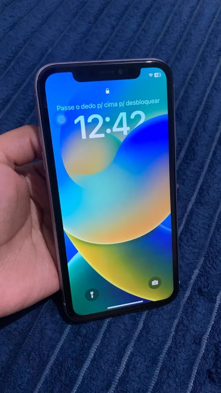 iPhone 11 lilás - ótimo estado - Foto 2