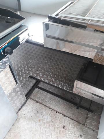 Vendo ou troco Ônibus Food Truk - Foto 4