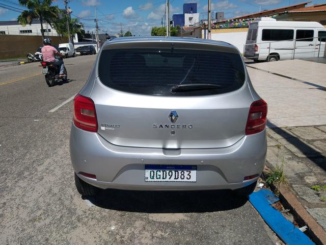 Vende se sandero 2016 único dono 1.0 extra - Foto 5