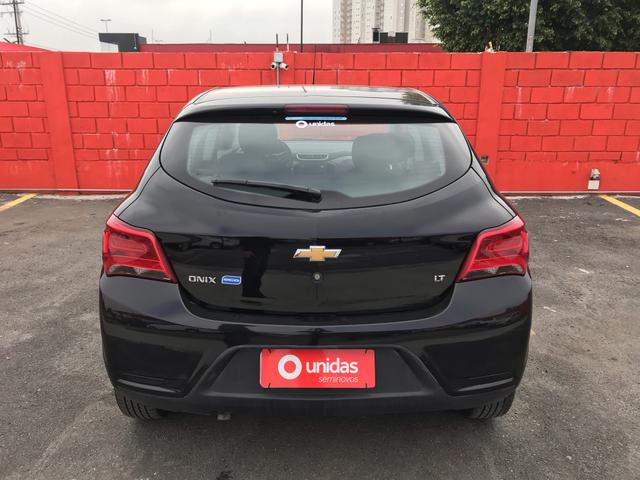 Onix Lt 2018 1.0 - Foto 5