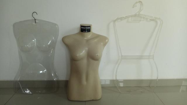 Corpinhos, corpo de silicone e cabine