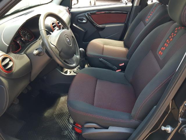 Sandero 1.6 Stepway ! De cinema, apenas 61 mil km! Único dono! - Foto 14