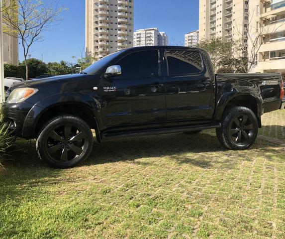 Toyota Hilux CD SRV D4-D 4x4 3.0 TDi AT 2008 - impecável!