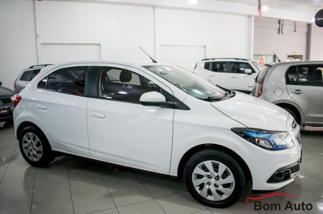 Chevrolet Onix 1.4 LT Manual 2014 - Foto 4