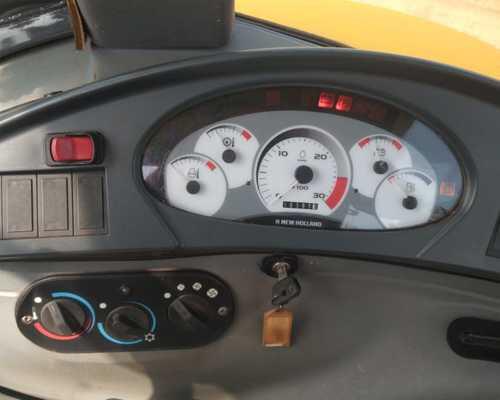 Retroescavadeira B110B New Holland - 12/12 - Foto 2