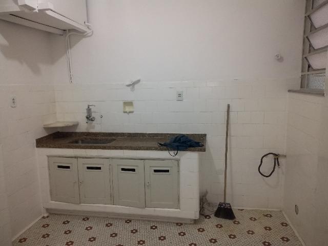 Alugo 02 Quartos, com Sala Ampla em Icaraí - Foto 15
