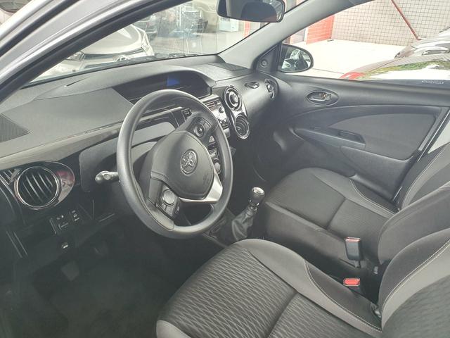Toyota Etios 1.5 2018 unico dono!!! - Foto 5