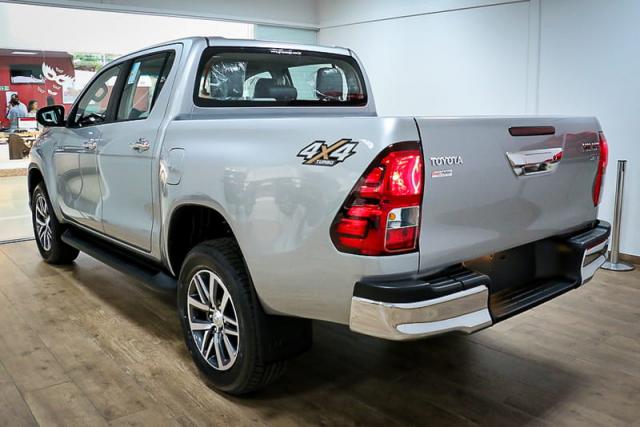 TOYOTA HILUX CD DSL 4X4 SRV AT 19/20 - Foto 4