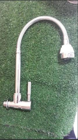 Torneira Gourmet Flexível De 1/2 Bancada Ou Parede - Foto 2
