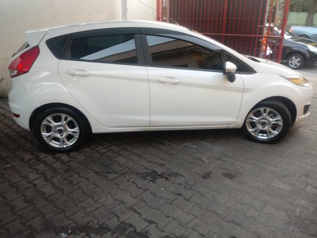 New fiesta Hatch - Foto 3