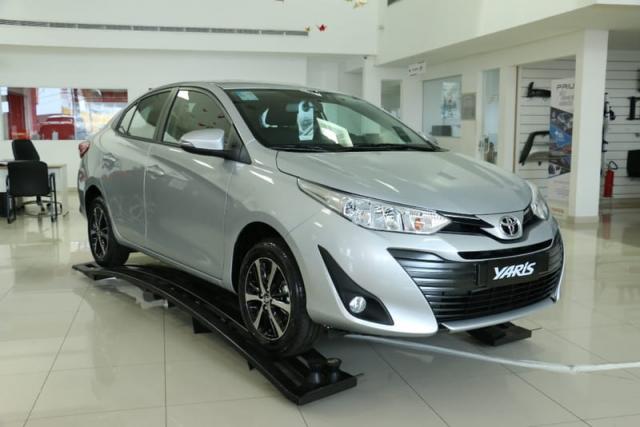 TOYOTA YARIS SEDAN XS AT 19/20 - Foto 2