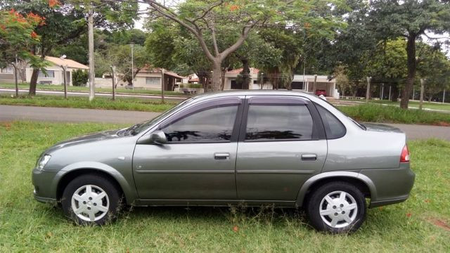 Chevrolet Classic LS 1.0 Flex 8v 2012 - Foto 5