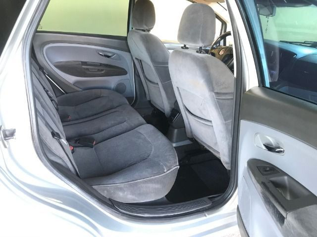 Fiat Linea 2009 Cambio Manual Completo - Foto 14