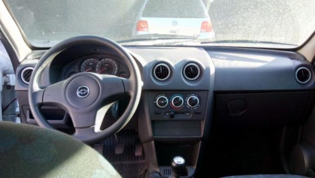 CHEVROLET PRISMA JOY 1.0 VHC-E 8V FLEXPOWER Branco 2009/2010 - Foto 5