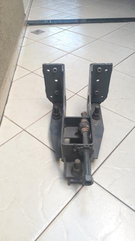 Suporte estepe original Volvo VM - Foto 3