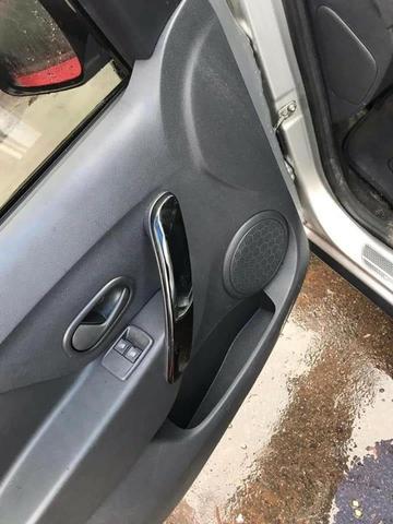 Sandero Stepway 2017 Lindo !!!!! Chave Reserva - Foto 7