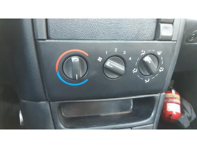 Vectra 2.0 Mpfi Gls 8v Gasolina 4P Manual - Parcelas de 399 \ Aceito seu Veiculo na Troca - Foto 4