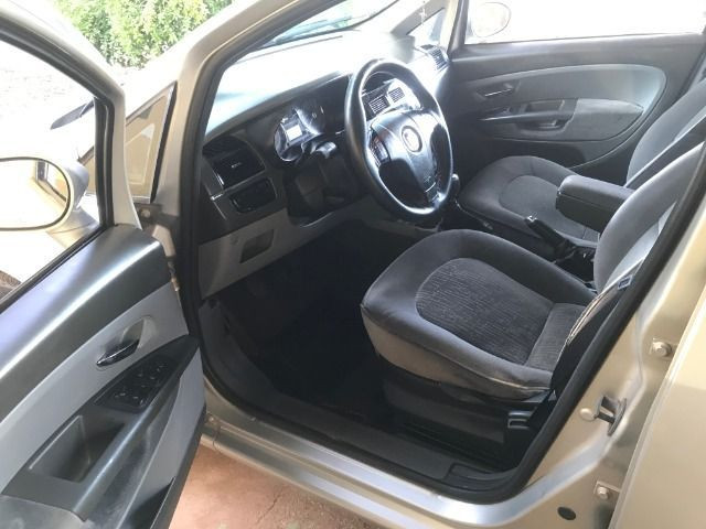Fiat Linea 2009 Cambio Manual Completo - Foto 13