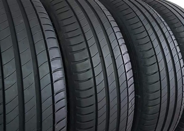?PNEUS SEMI NOVOS 225/40-18 michelin - Foto 11