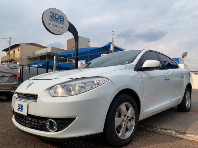 RENAULT FLUENCE 2.0 DYNAMIQUE 16V FLEX 4P MANUAL 2012/2013 R$ 34.900