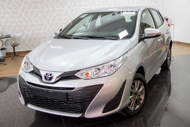 TOYOTA YARIS 1.5 XL PLUS CONNECT CVT  FLEX 