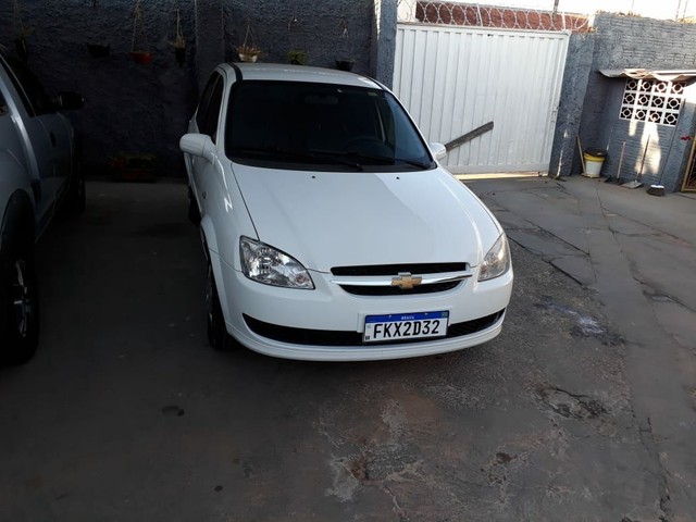 CORSA SEDAN 2014