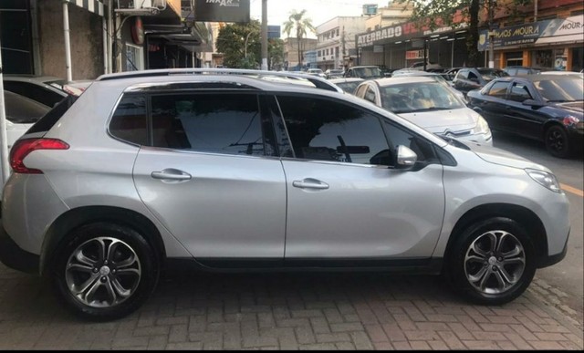 PEUGEOT 2008 GRIFFE 2017