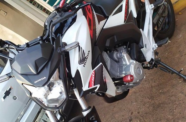 HONDA CB TWISTER 2019