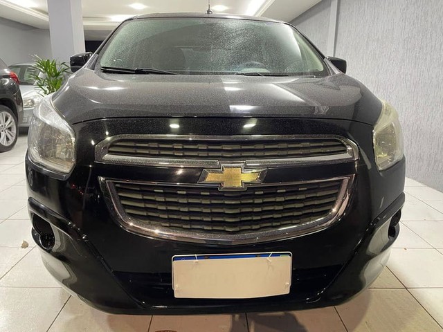 CHEVROLET SPIN 1.8L MT LT