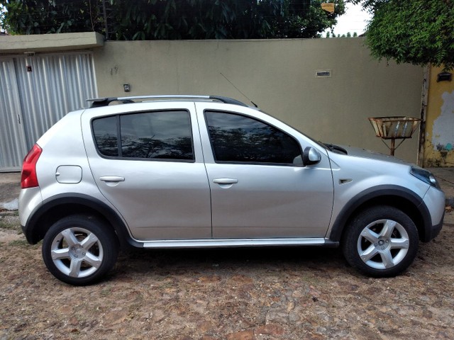 RENAULT SANDERO 2010/2010