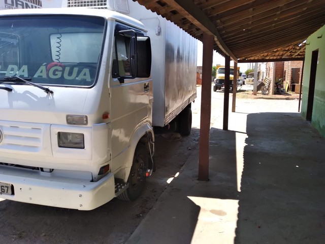 VENDO CAMINHÃO