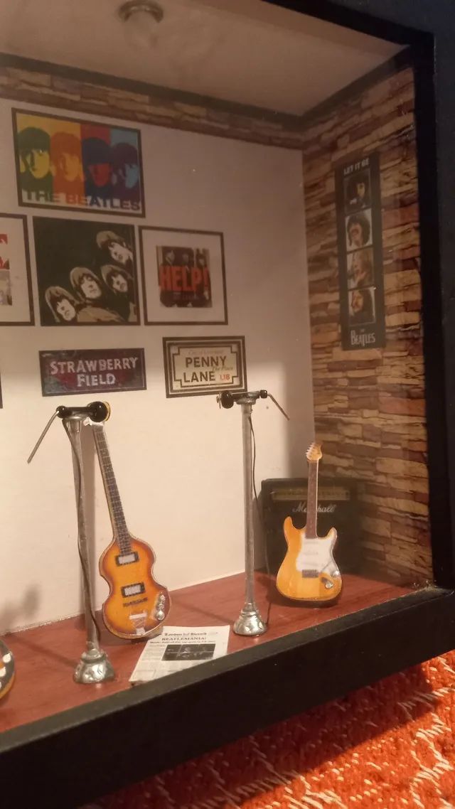 The Beatles..mini palco importado... - Foto 2
