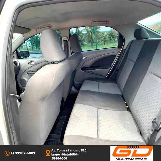 Etios Sedam XLS 1.5 2013 - Foto 7