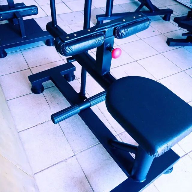 Paraléla abdominal com barra fixa - Foto 2