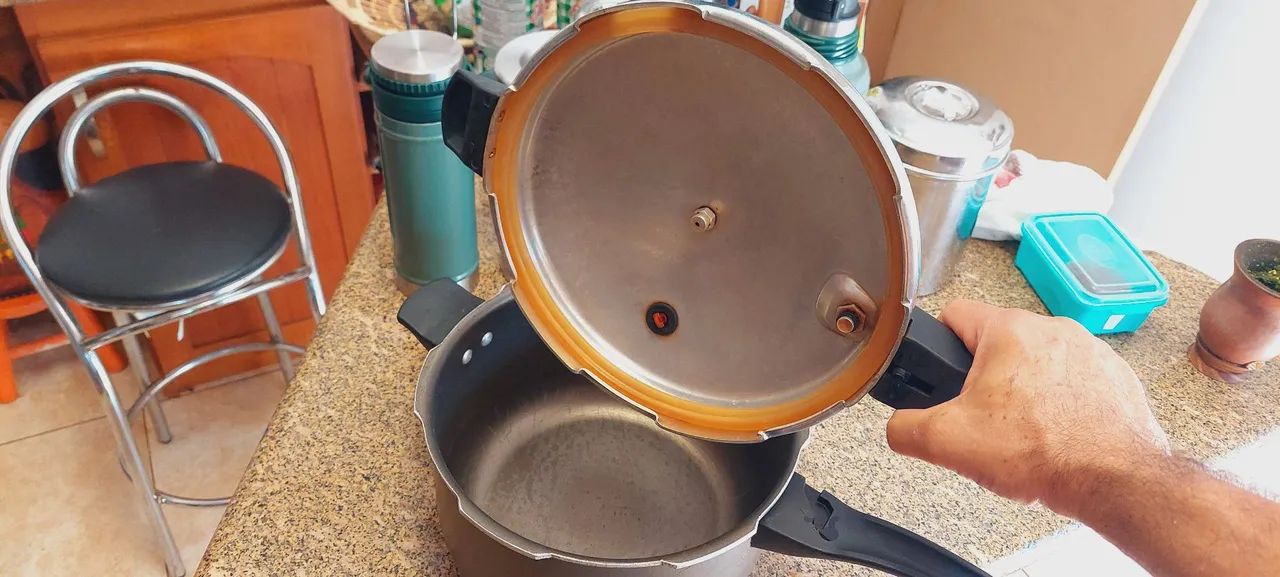 Panela de pressão Tramontina - Foto 2
