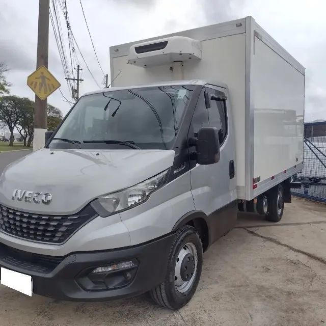 Iveco Daily 35150 (2021) Baú Refrigerado