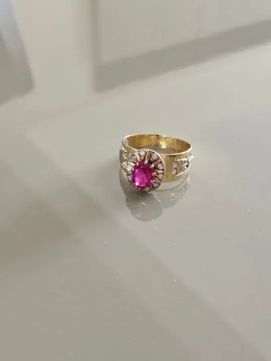 Anel de formatura de direito novo, *.