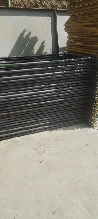 Alugo andaimes, escoras, pisos, roldanas e escadas - Foto 3