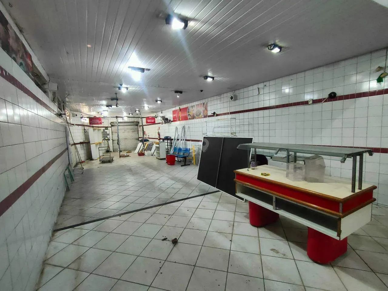 Anúncio de Aluguel - Ponto Comercial no Bairro Industrial - Foto 3