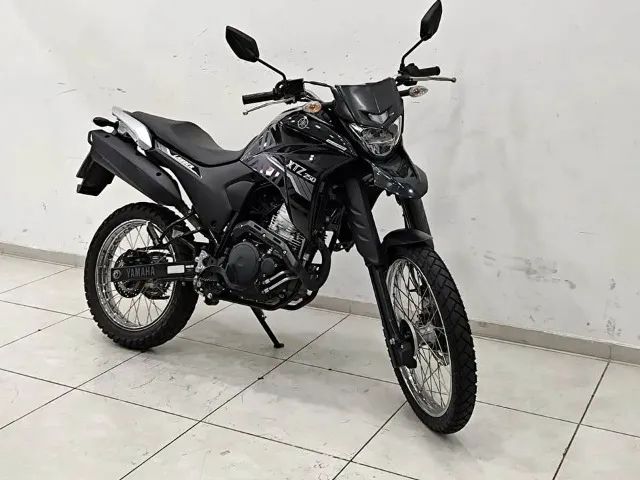 Lander 250 2022 Moto Conservada Bem Pouca usada *Financio-vendo parcelado*