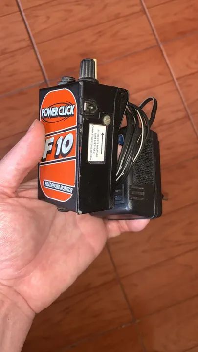 Monitor de fone de ouvido PowerClick F10