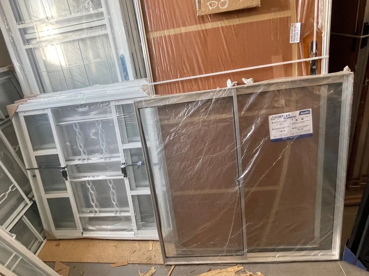 Portas e janelas - a partir de 178,00 / entregamos a domicílio - Foto 4