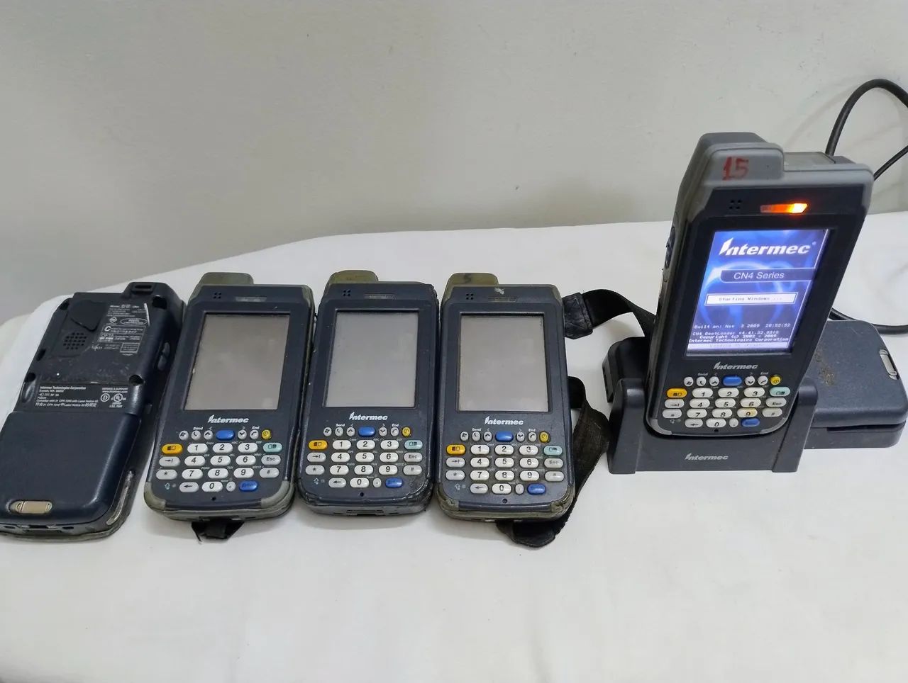 (70 Coletores Aprox Lote) Leitores de código de barras Intermec CN4 Series