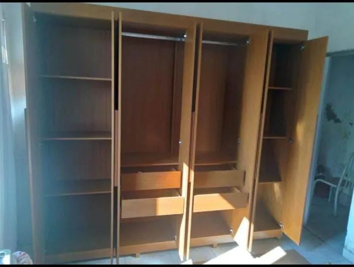 Guarda-roupa moderno e espaçoso 2.40m - Foto 2